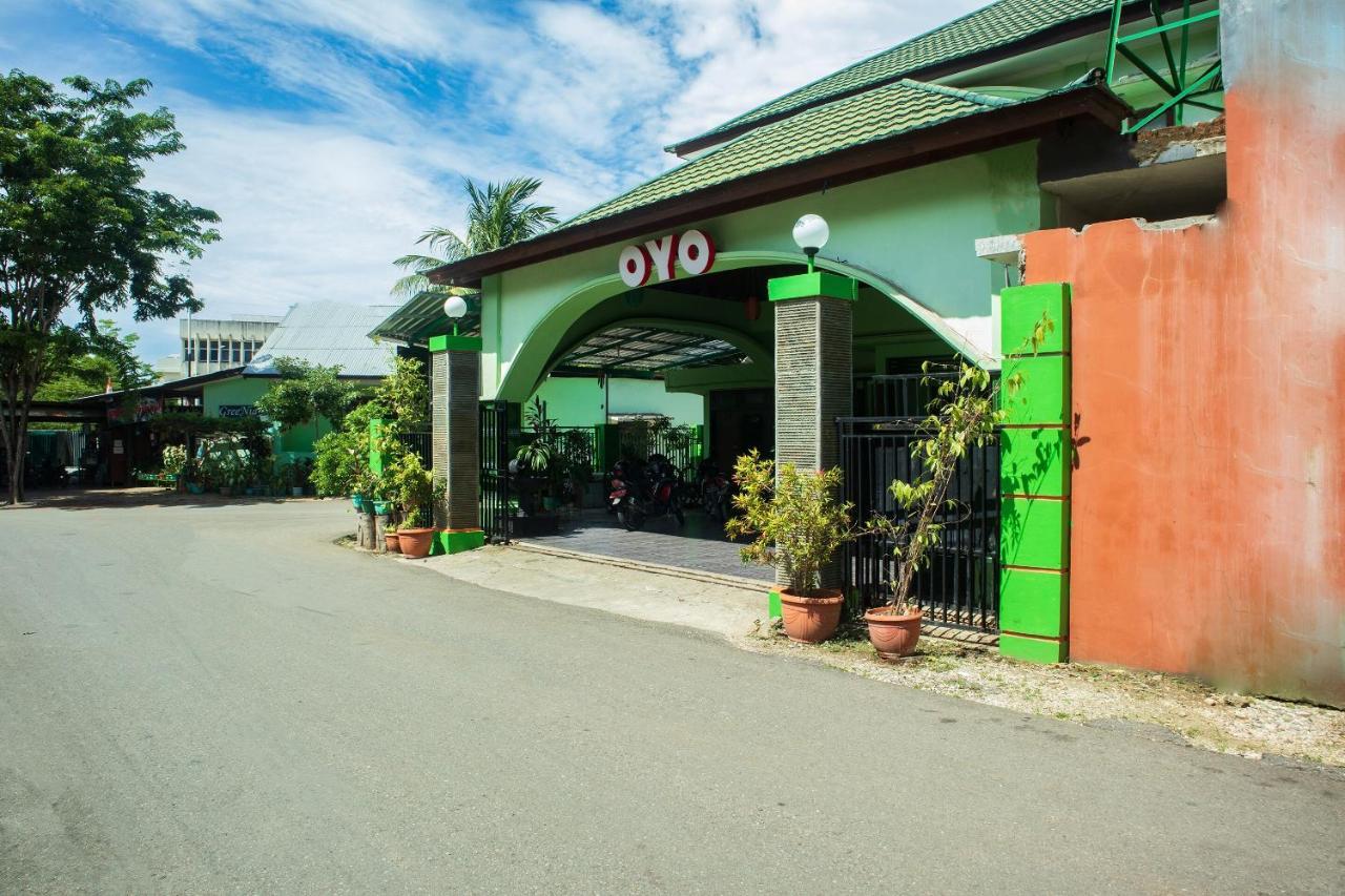 Super Oyo 1682 Greenia Hotel Kupang  Dış mekan fotoğraf