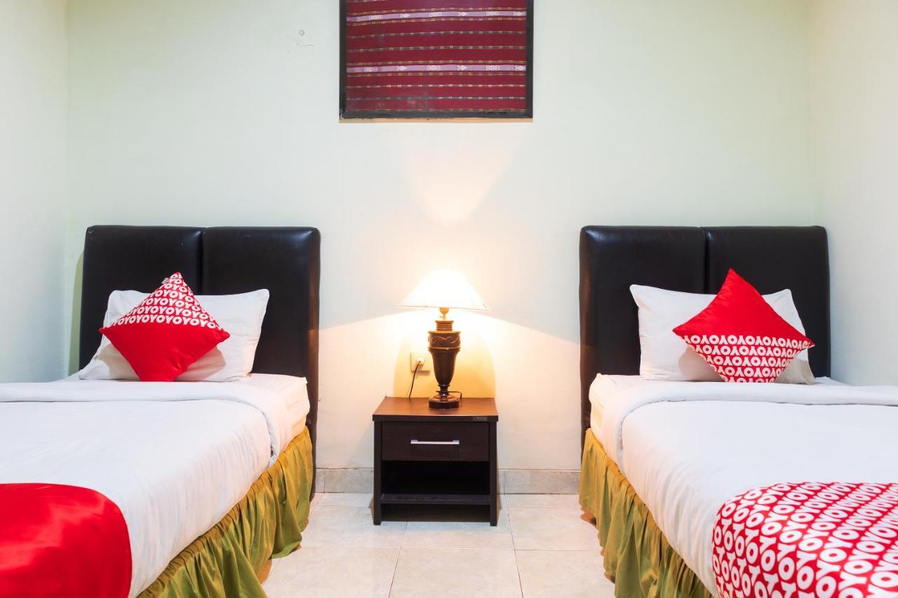 Super Oyo 1682 Greenia Hotel Kupang  Dış mekan fotoğraf